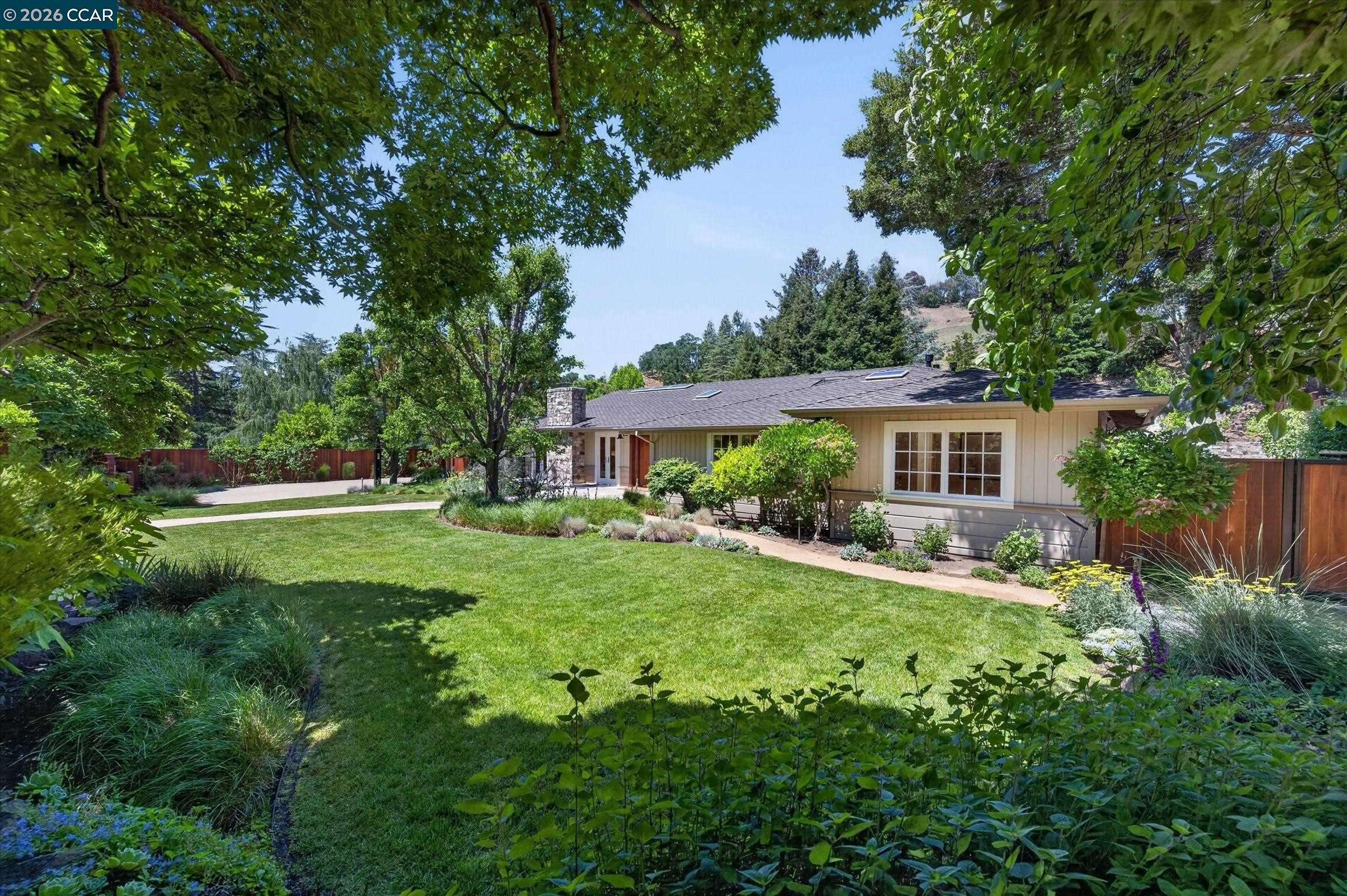 1165 Glen Road Lafayette, CA 94549 - Photo 4 of 60