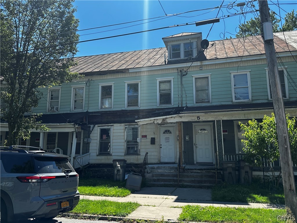 7 Kossuth Street Rome, NY 13440 - Photo 1 of 5