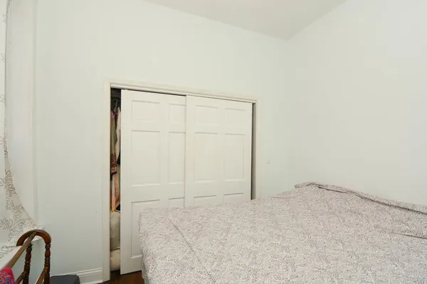 $1,695 | 2347 West 24th Place, Unit 1R, Chicago, IL 60608