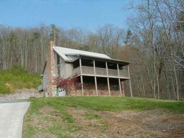 1751 Crow Valley Road Dalton, GA 30720 - Photo 1 of 1 Main View