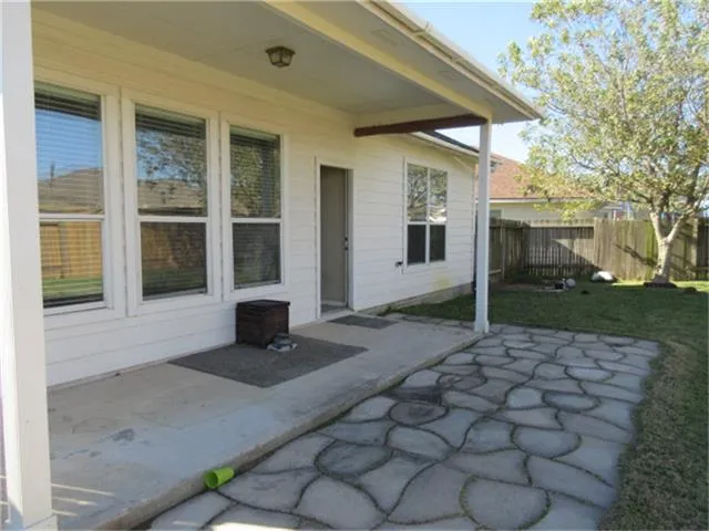 $1,850 | 19107 Hemington Circle, Tomball, TX 77375