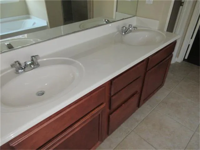 $1,850 | 19107 Hemington Circle, Tomball, TX 77375