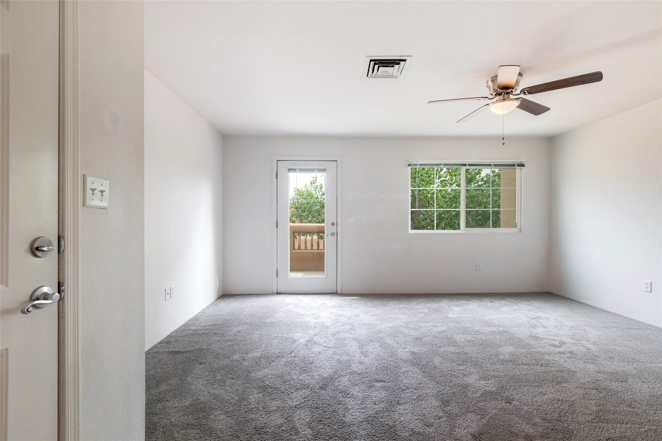 2210 Miguel Chavez Road, Unit 224 Santa Fe, NM 87505 - Photo 5 of 21