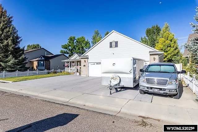 $545,000 | 916 Peachwood Drive, Rock Springs, WY 82901
