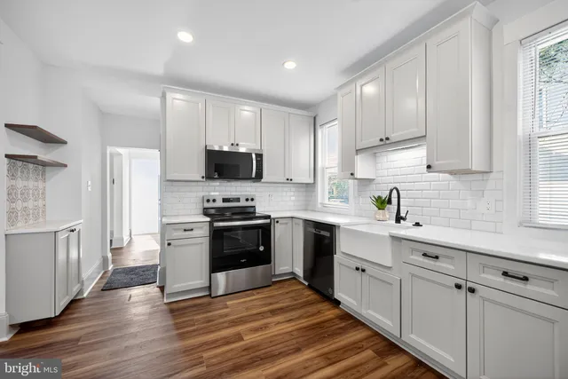 $364,900 | 334 Rosalind Avenue, Gloucester City, NJ 08030