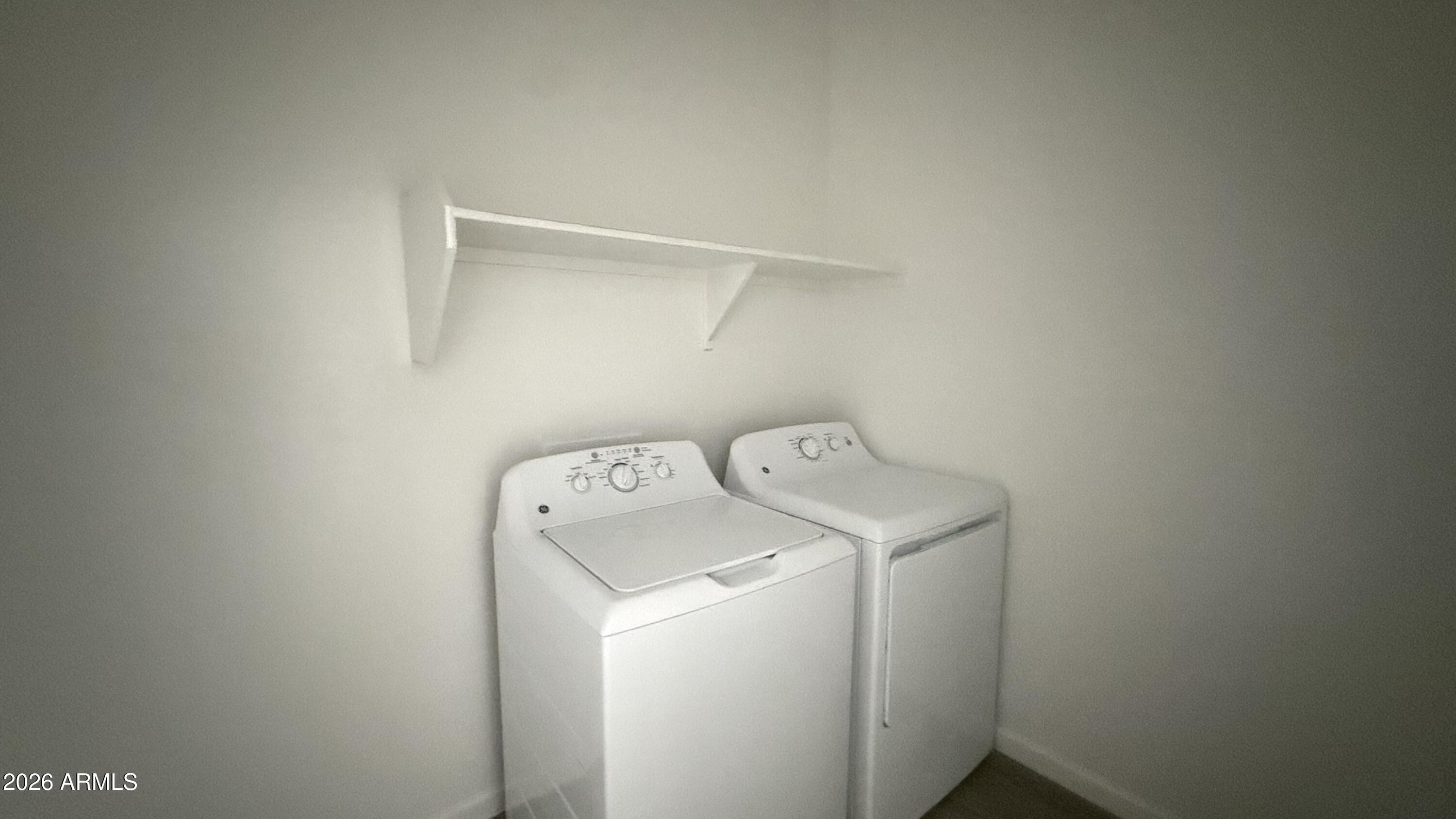 47624 West Moeller Road Maricopa, AZ 85139 - Photo 17 of 32 016 - Laundry Room