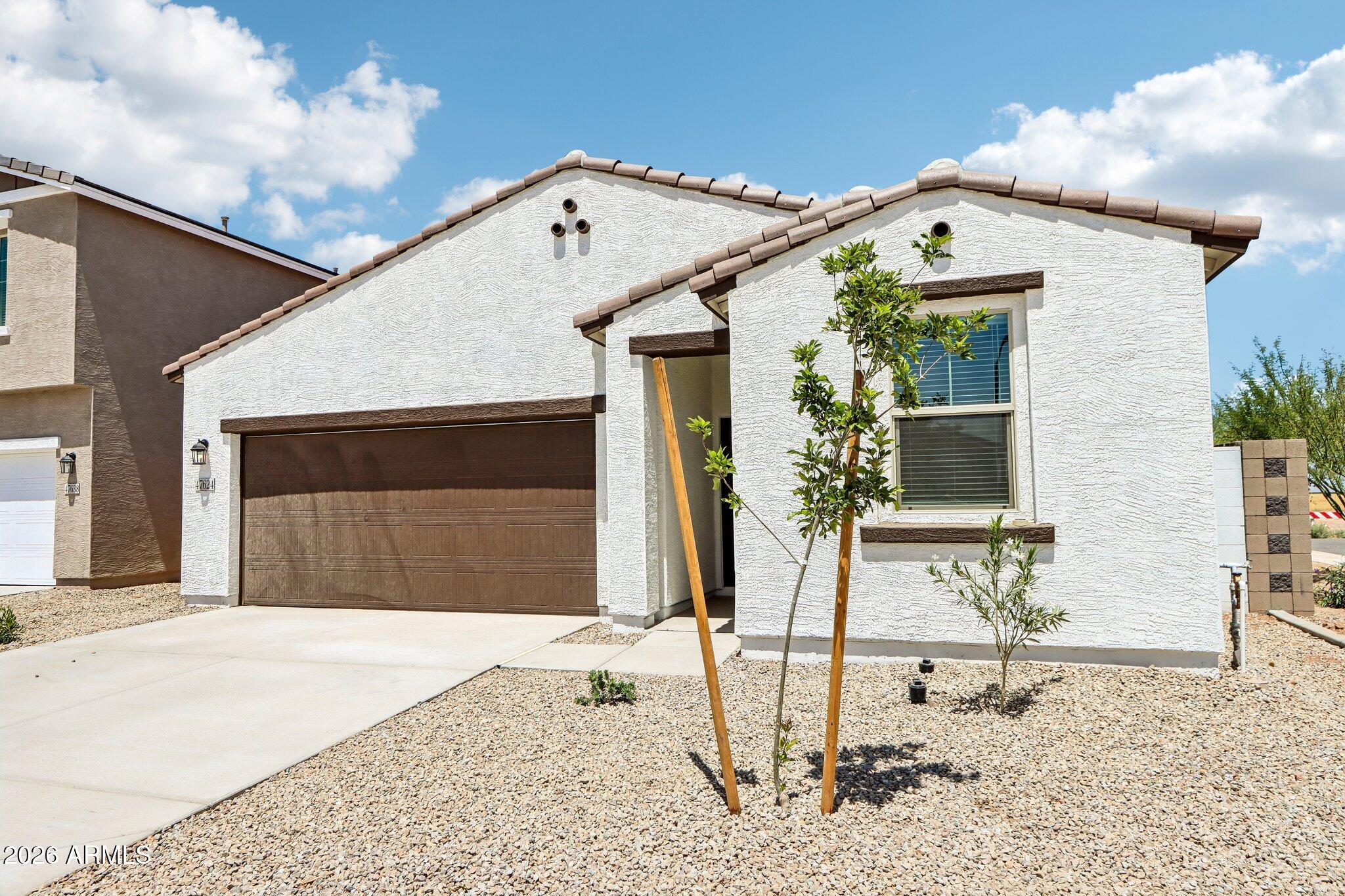 47624 West Moeller Road Maricopa, AZ 85139 - Photo 4 of 48 4-web-or-mls-W Moeller Rd-S3004-004