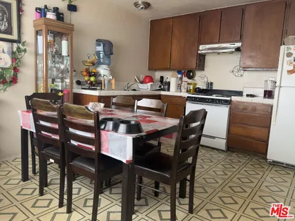 $350,000 | 2330 El Dorado Avenue, Unit D, Oxnard, CA 93033