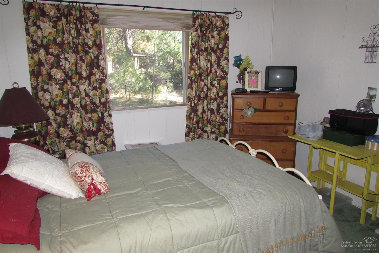 18887 Shoshone Road Bend, OR 97702 - Photo 14 of 24 Additional Photo