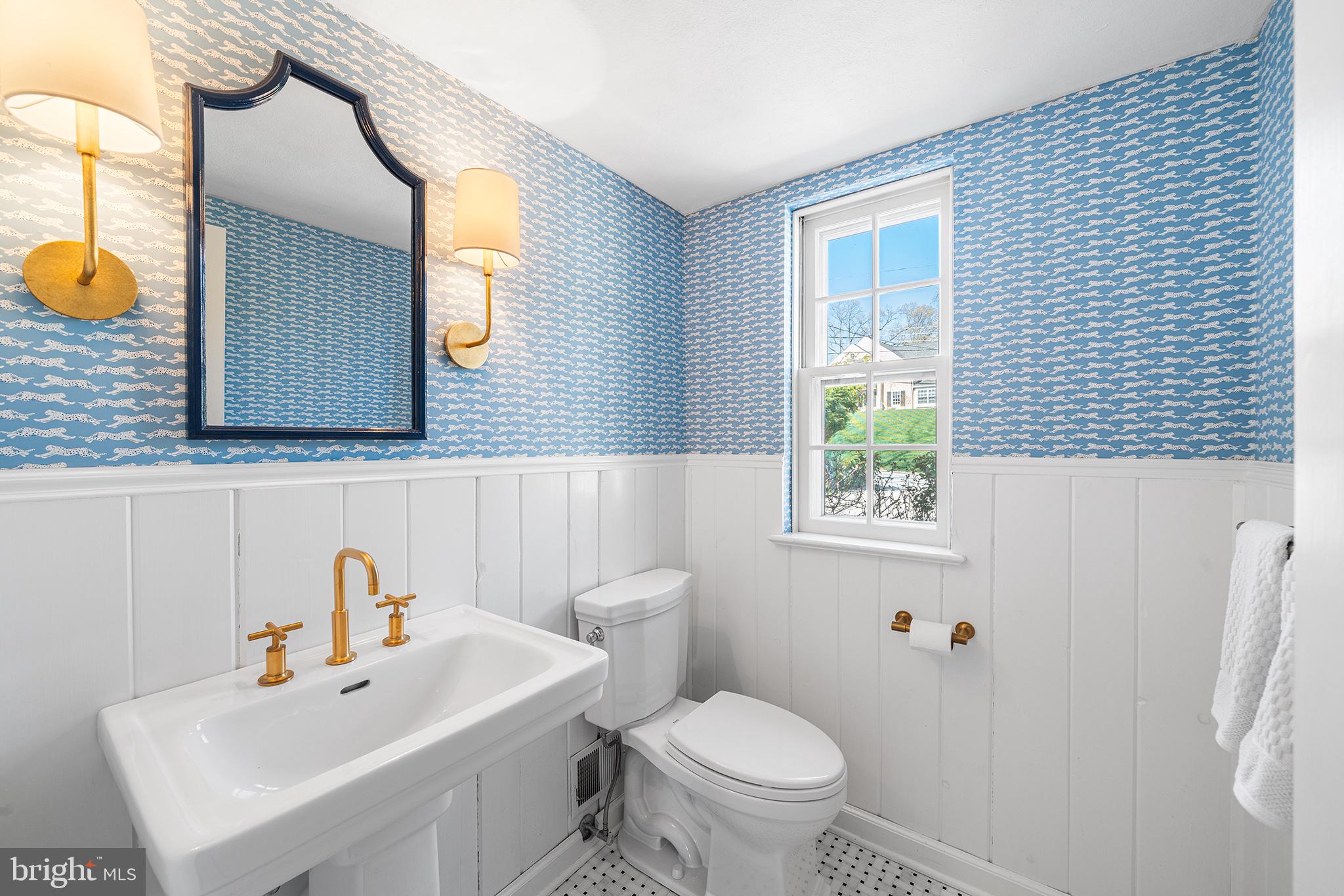 130 Colket Lane Devon, PA 19333 - Photo 12 of 34 a bathroom with a sink toilet and mirror