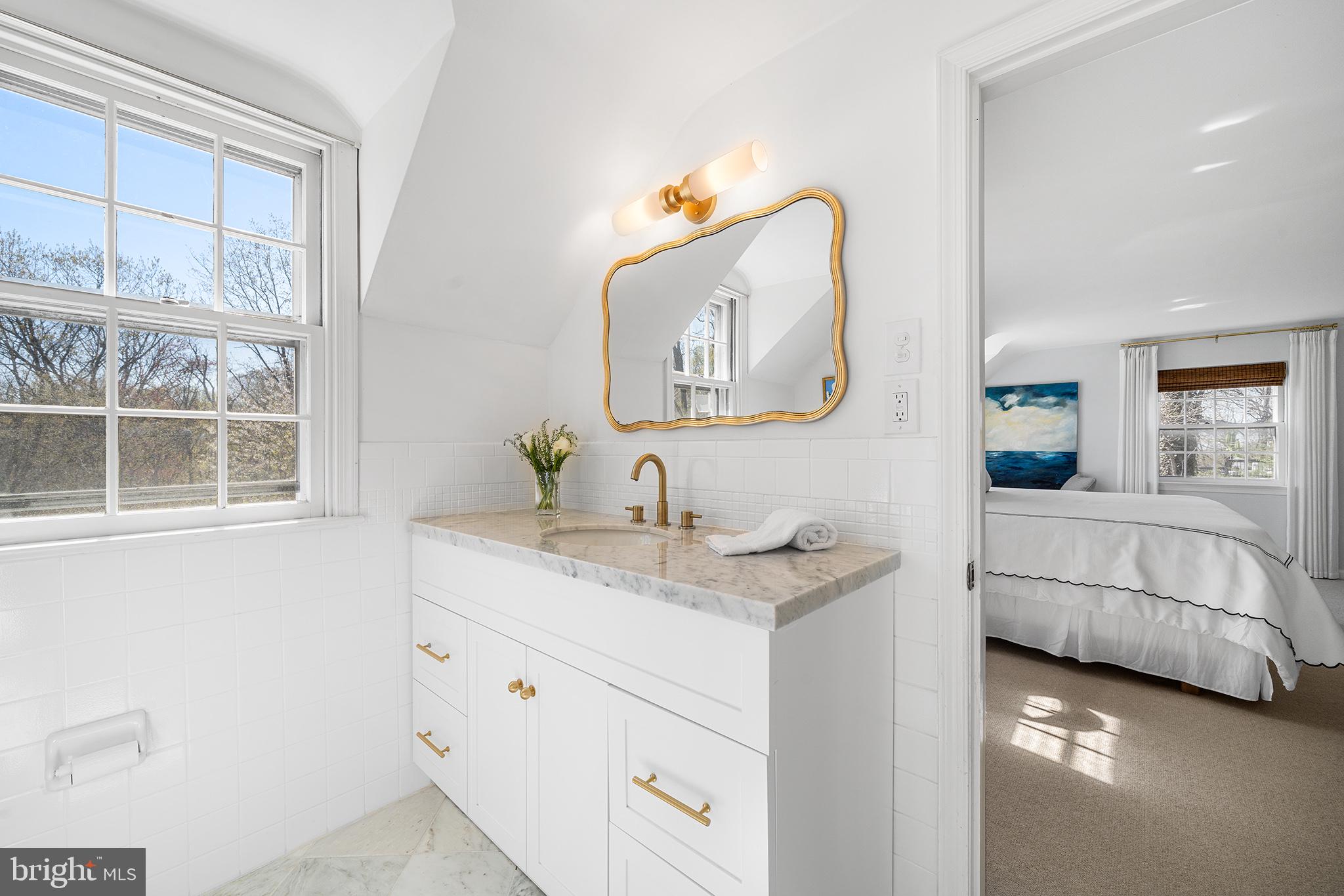 130 Colket Lane Devon, PA 19333 - Photo 18 of 34 a view of cabinets