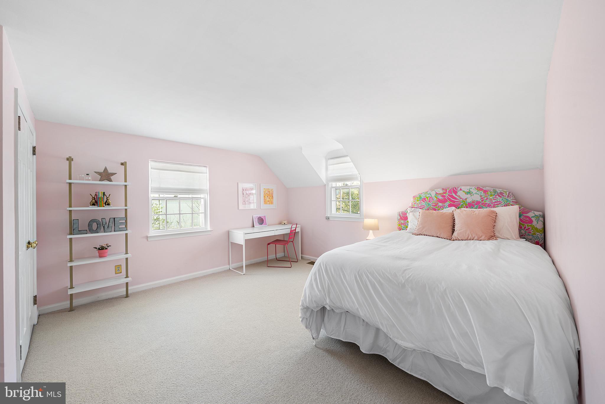 130 Colket Lane Devon, PA 19333 - Photo 20 of 34 a bedroom with a bed and a cabinets