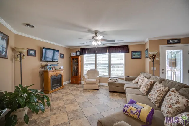 $214,000 | 361 Le Village Drive, Larose, LA 70373