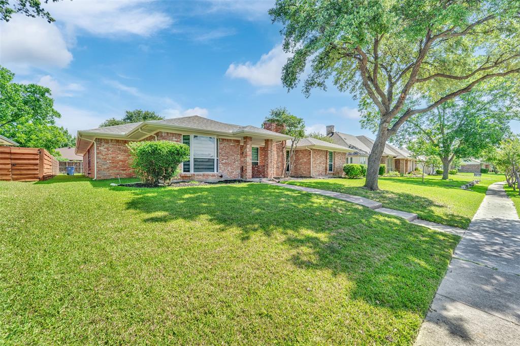2225 Ridgewood Carrollton, TX 75006 - Photo 2 of 31