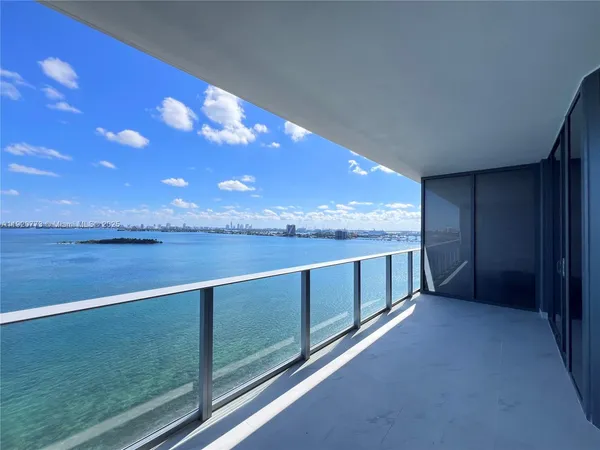 a view of terrace with city view