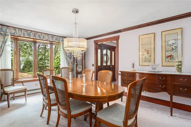 $1,145,000 | 10 Oak Hill Drive, Lincoln, RI 02865