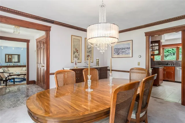 $1,145,000 | 10 Oak Hill Drive, Lincoln, RI 02865