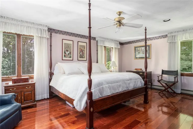 $1,145,000 | 10 Oak Hill Drive, Lincoln, RI 02865