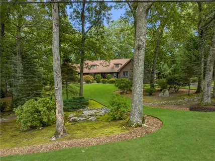 $1,145,000 | 10 Oak Hill Drive, Lincoln, RI 02865