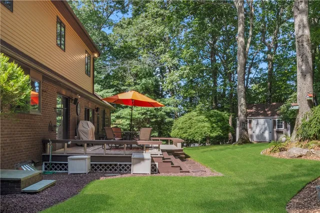 $1,145,000 | 10 Oak Hill Drive, Lincoln, RI 02865