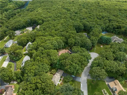 $1,145,000 | 10 Oak Hill Drive, Lincoln, RI 02865