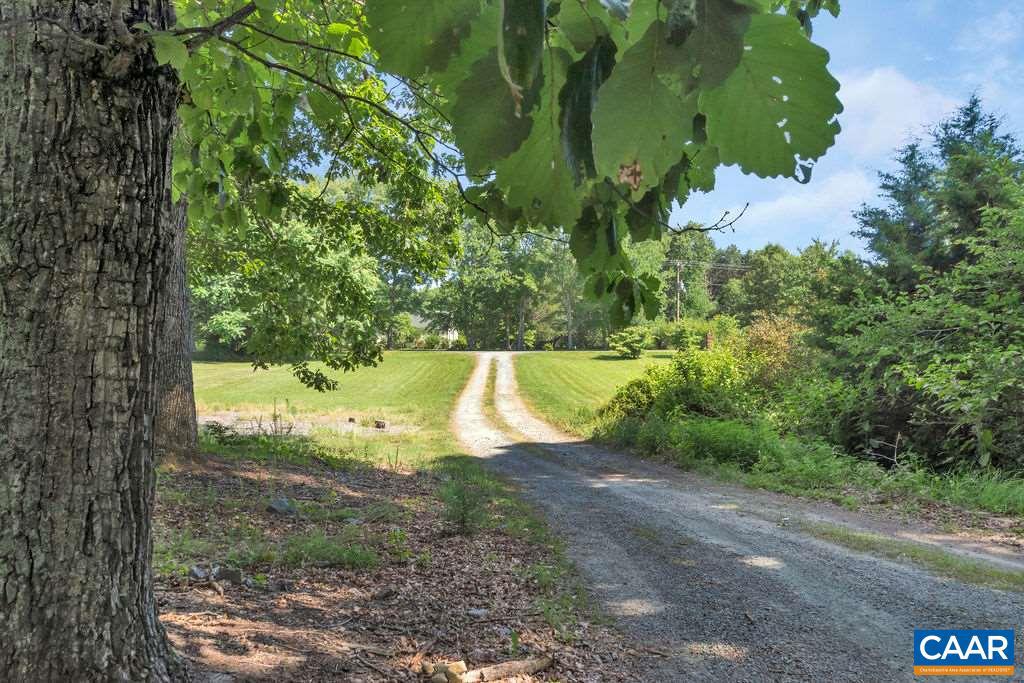 8993 Poindexter Road Louisa, VA 23093 - Photo 2 of 50