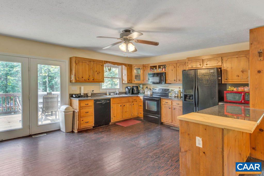 8993 Poindexter Road Louisa, VA 23093 - Photo 13 of 50