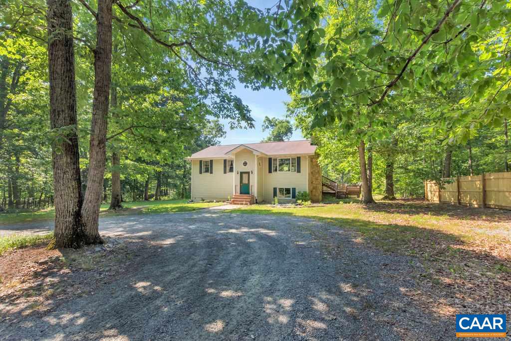 8993 Poindexter Road Louisa, VA 23093 - Photo 4 of 50