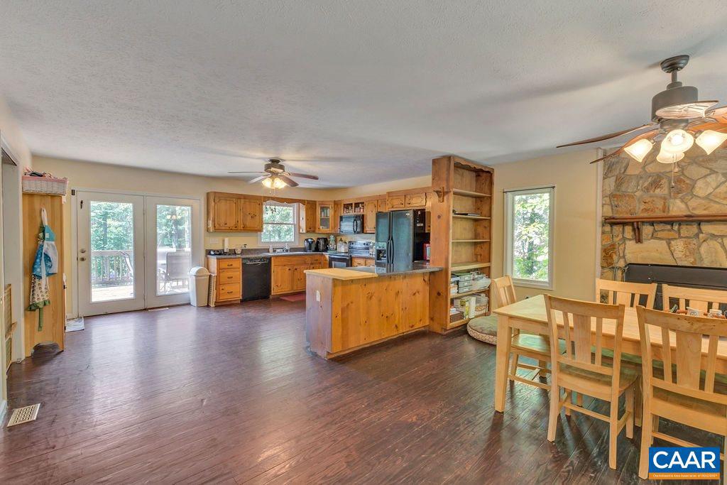 8993 Poindexter Road Louisa, VA 23093 - Photo 7 of 50