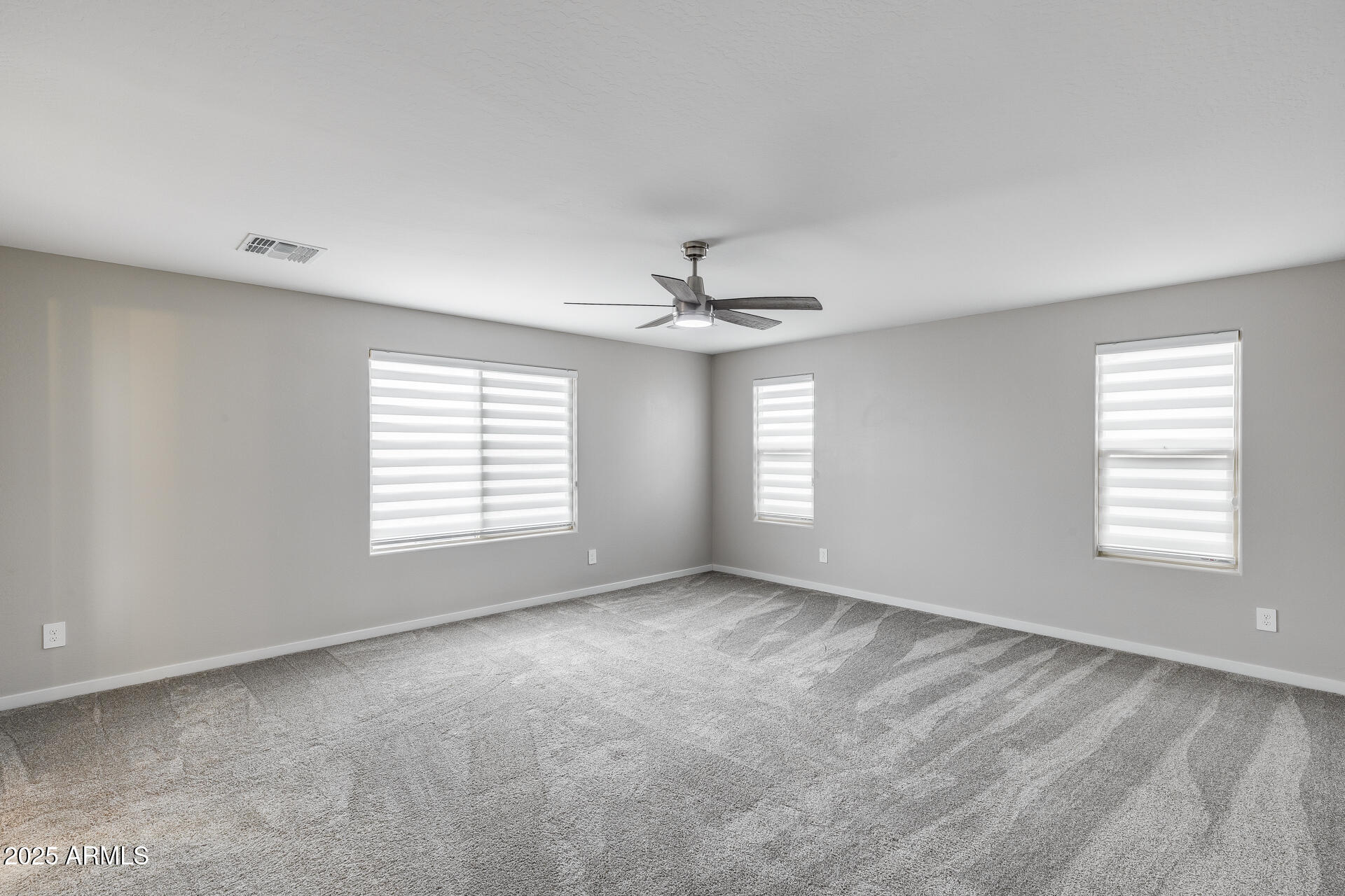 17635 West Red Fox Road Surprise, AZ 85387 - Photo 40 of 58 56