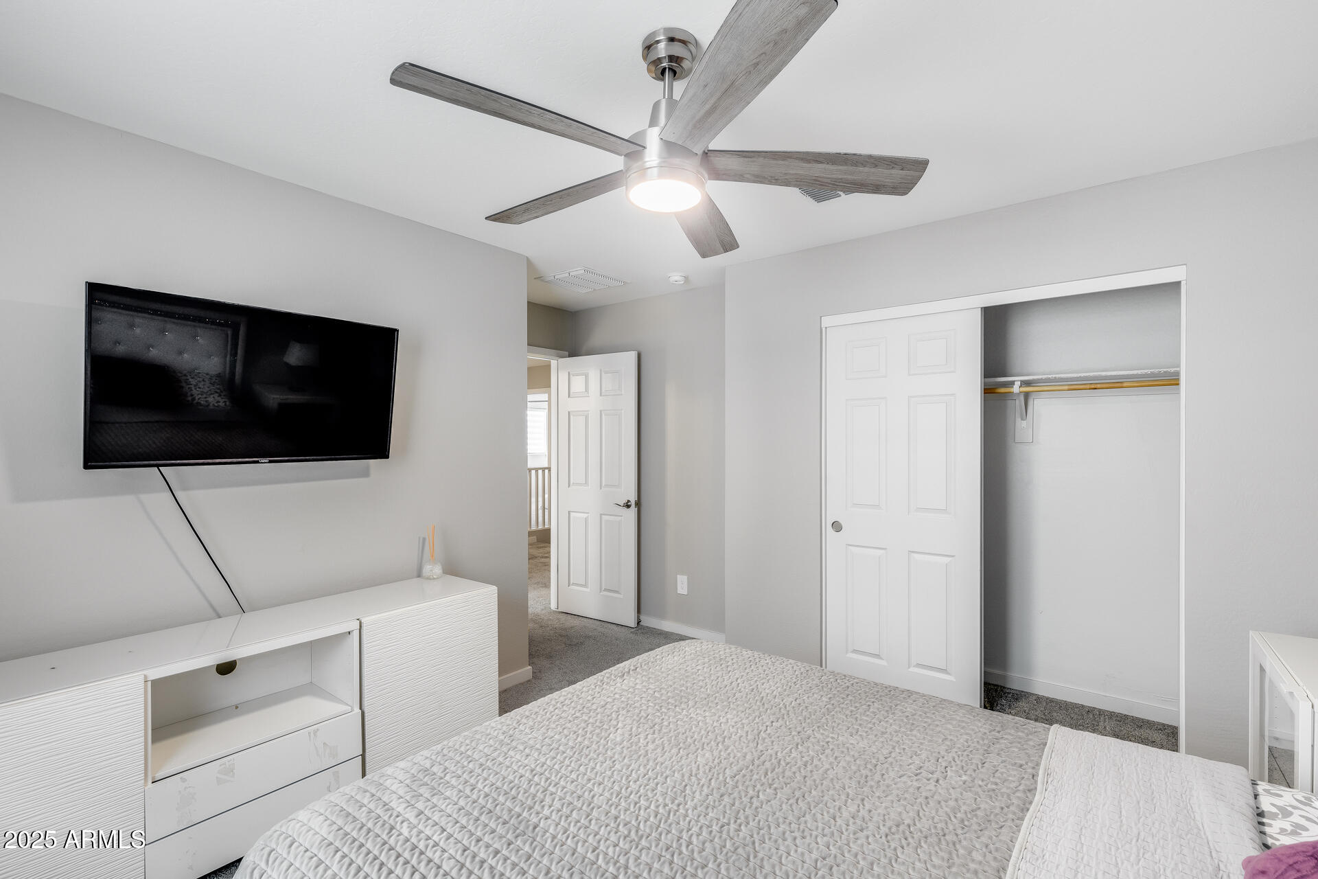 17635 West Red Fox Road Surprise, AZ 85387 - Photo 46 of 58 61