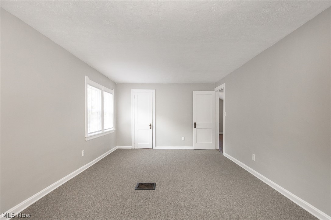 1539 Maplegrove Road South Euclid, OH 44121 - Photo 14 of 17
