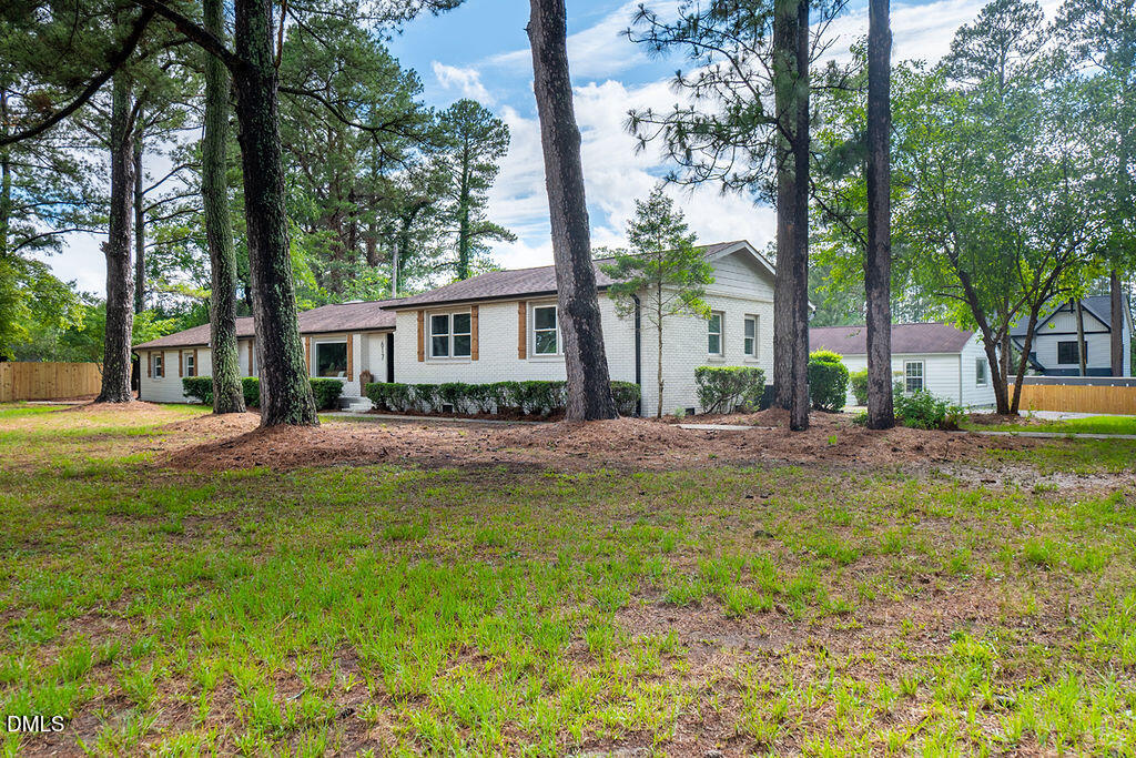 617 Richardson Road Zebulon, NC 27597 - Photo 3 of 35