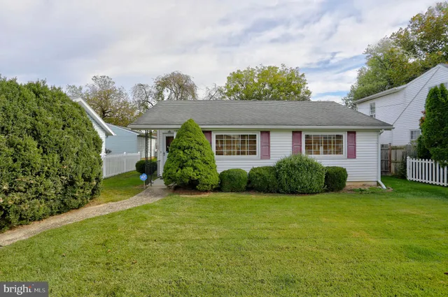 $330,000 | 103 Irving Street, Laurel, MD 20707