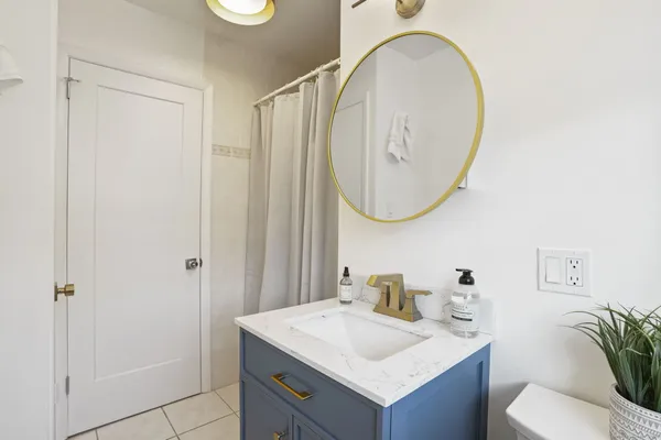 $3,750 | 132 Toll House Lane, Fairfield, CT 06825