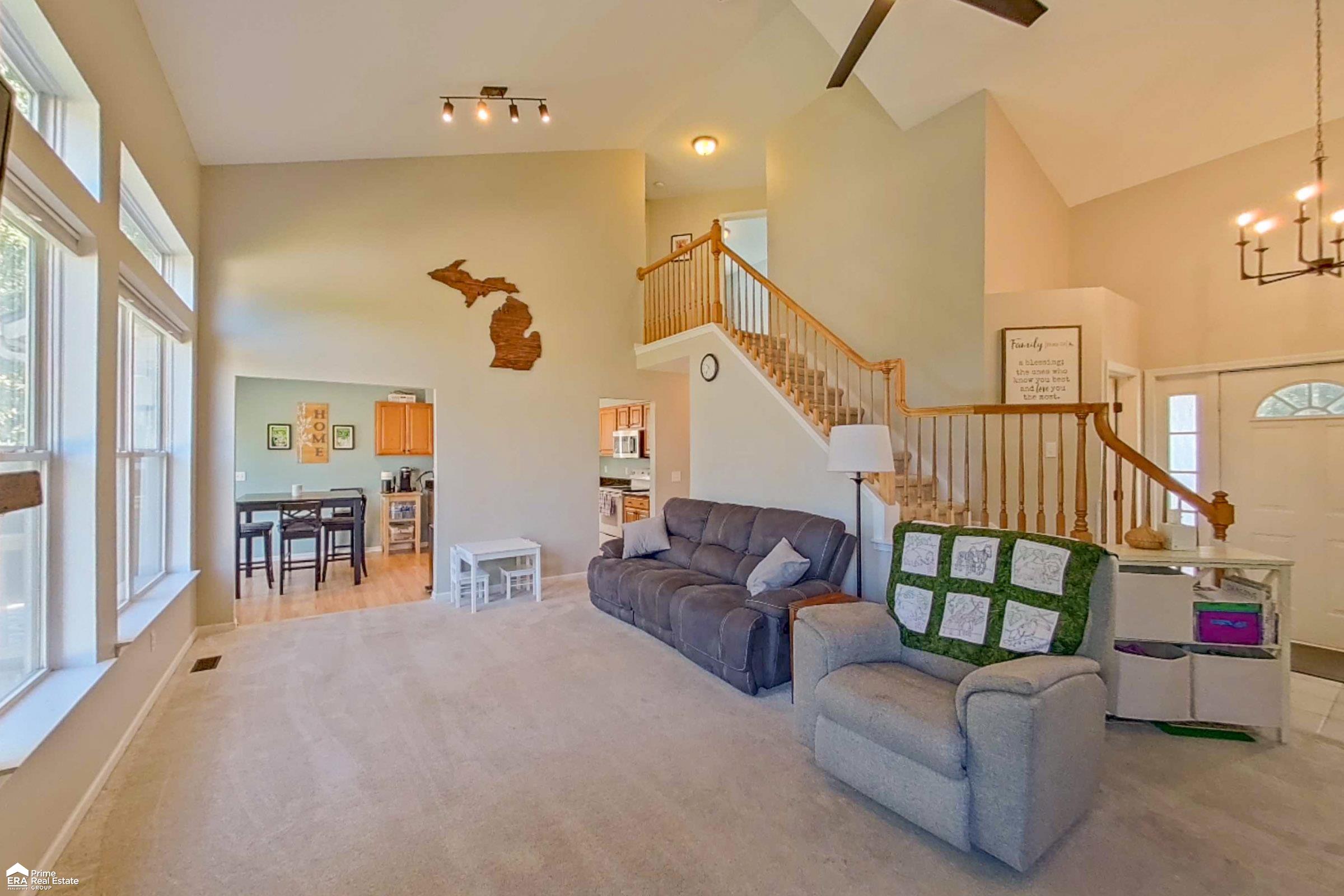4279 Ridge Court Pinckney, MI 48169 - Photo 7 of 59 50152354-ea561593-a551-465f-b9e6-7927c226fc09.JPG