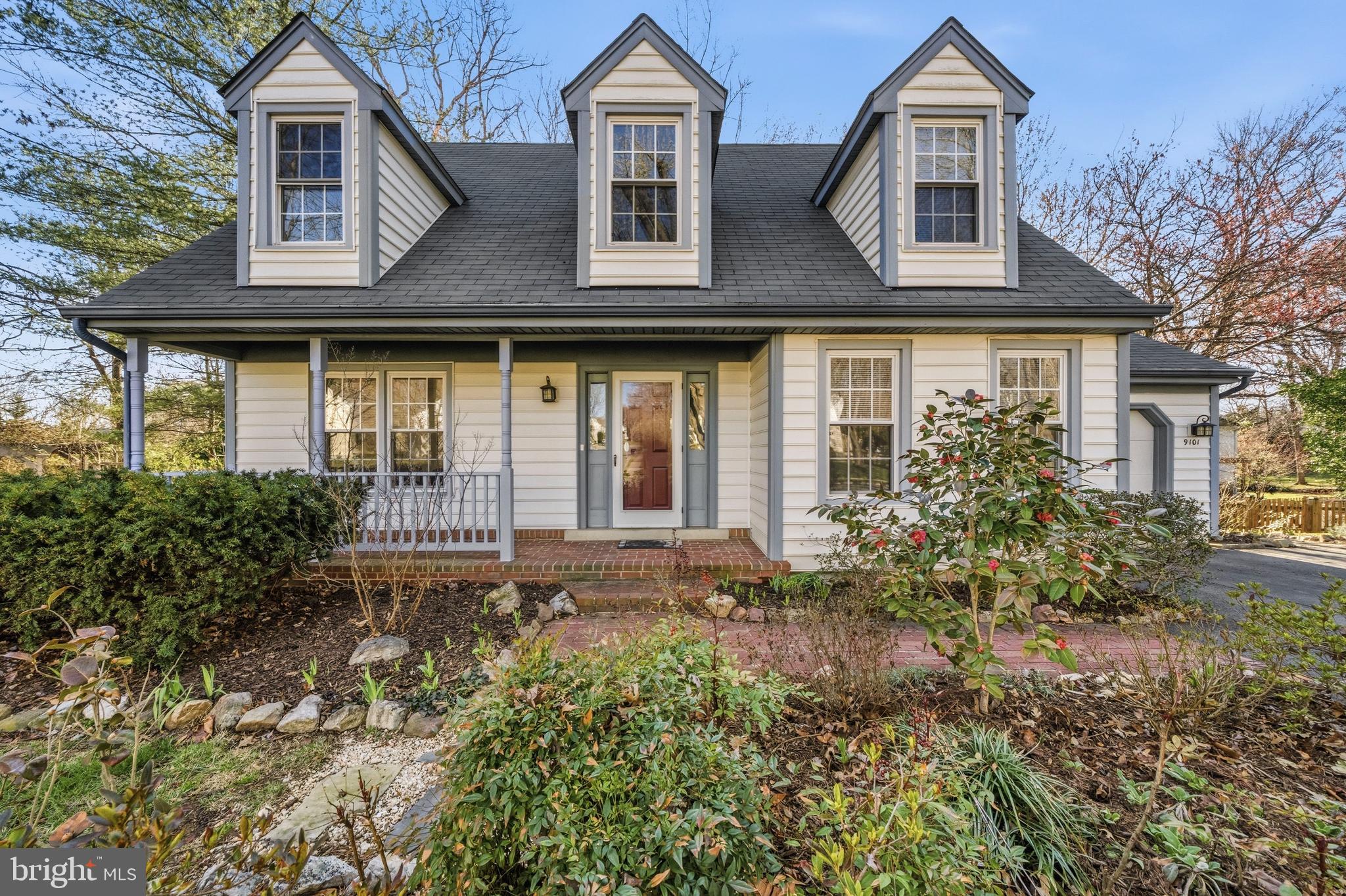 9101 Blue Jug Landing Burke, VA 22015 - Photo 1 of 63