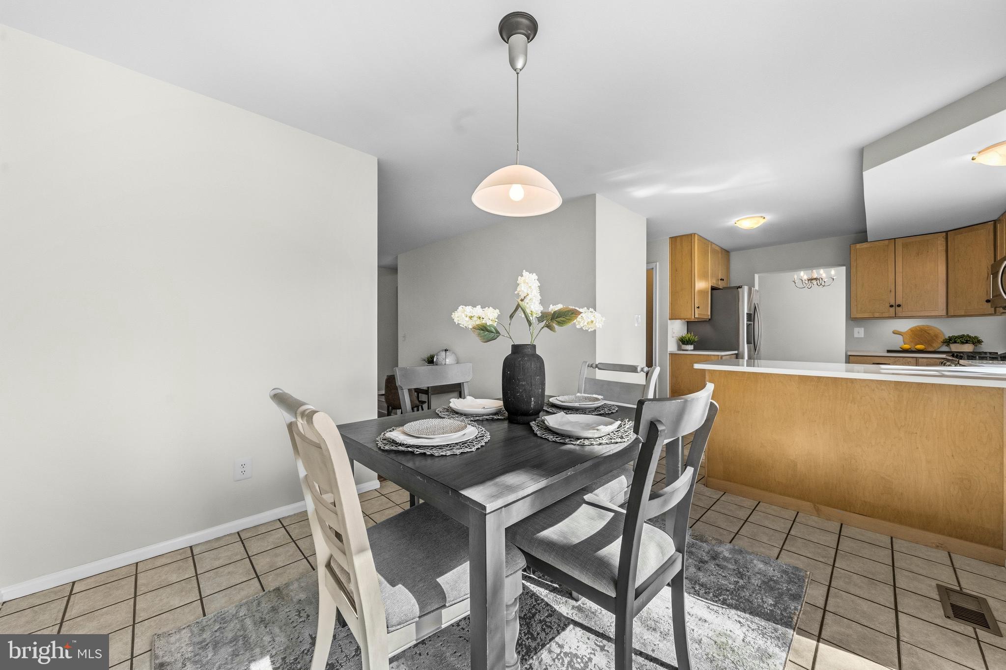 9101 Blue Jug Landing Burke, VA 22015 - Photo 17 of 63