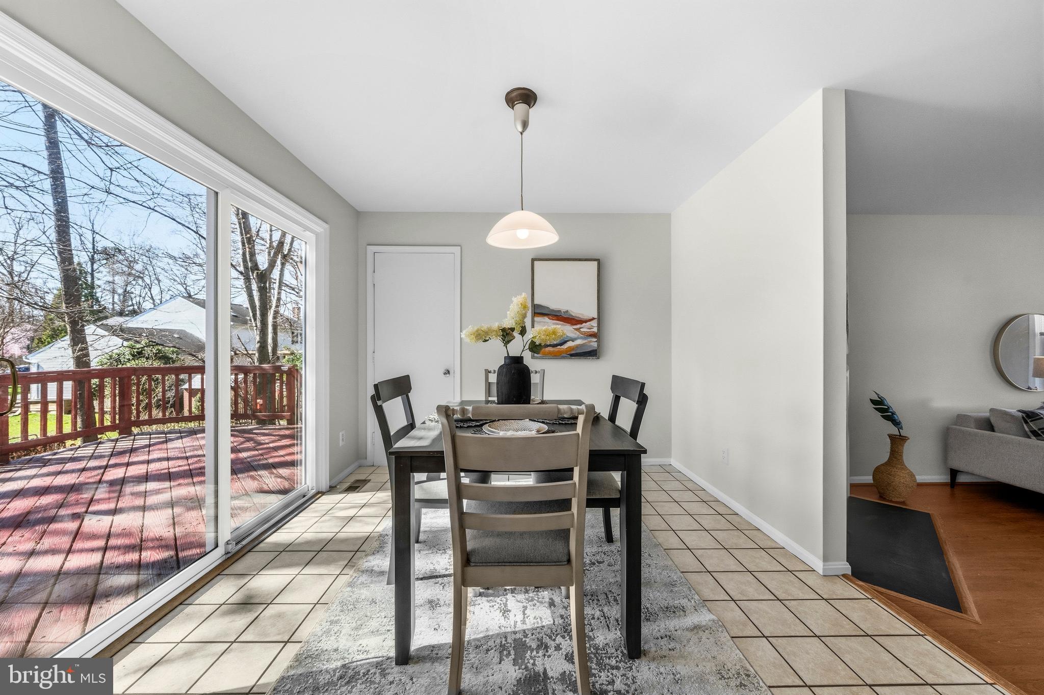 9101 Blue Jug Landing Burke, VA 22015 - Photo 18 of 63