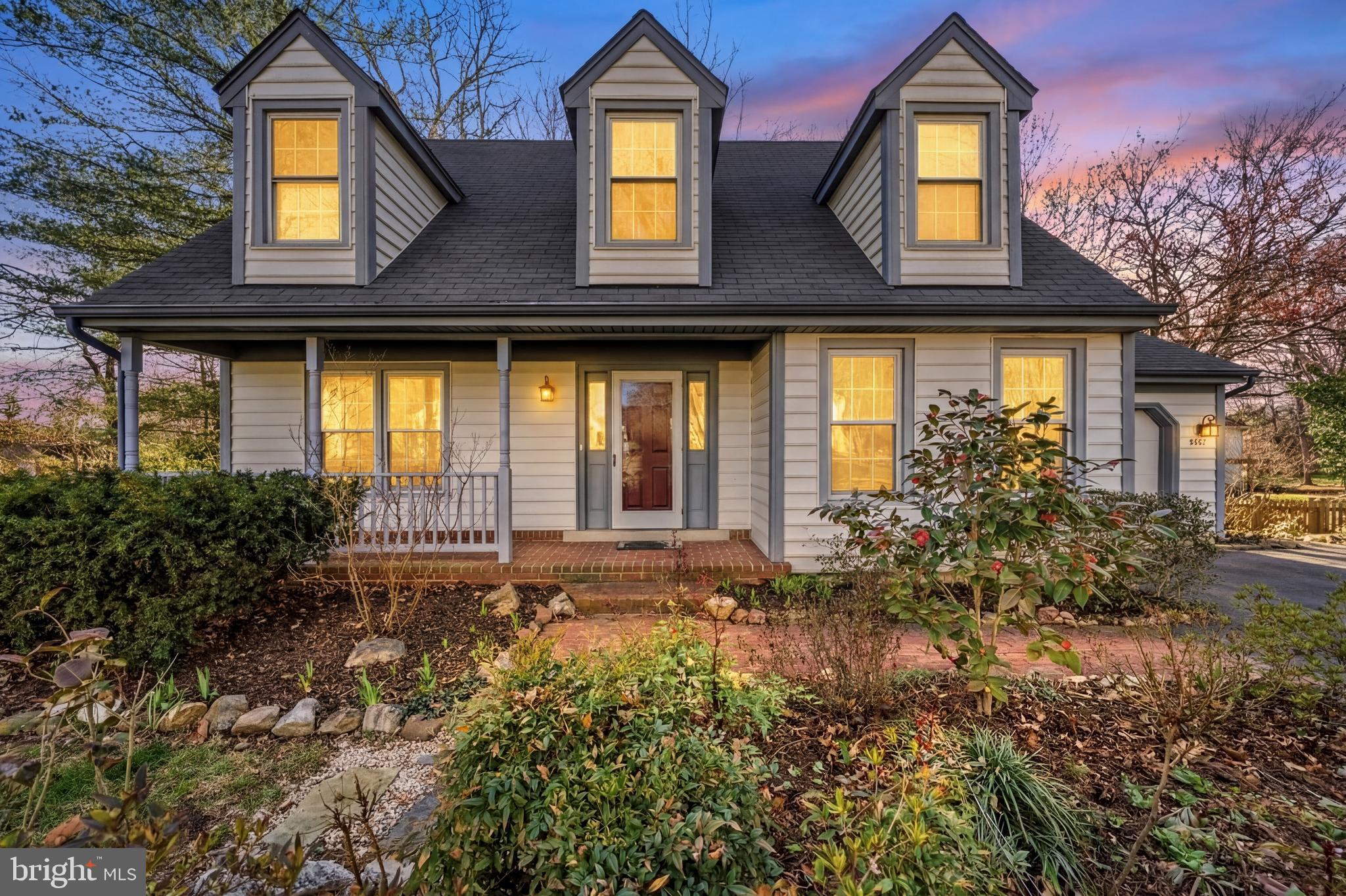 9101 Blue Jug Landing Burke, VA 22015 - Photo 2 of 63