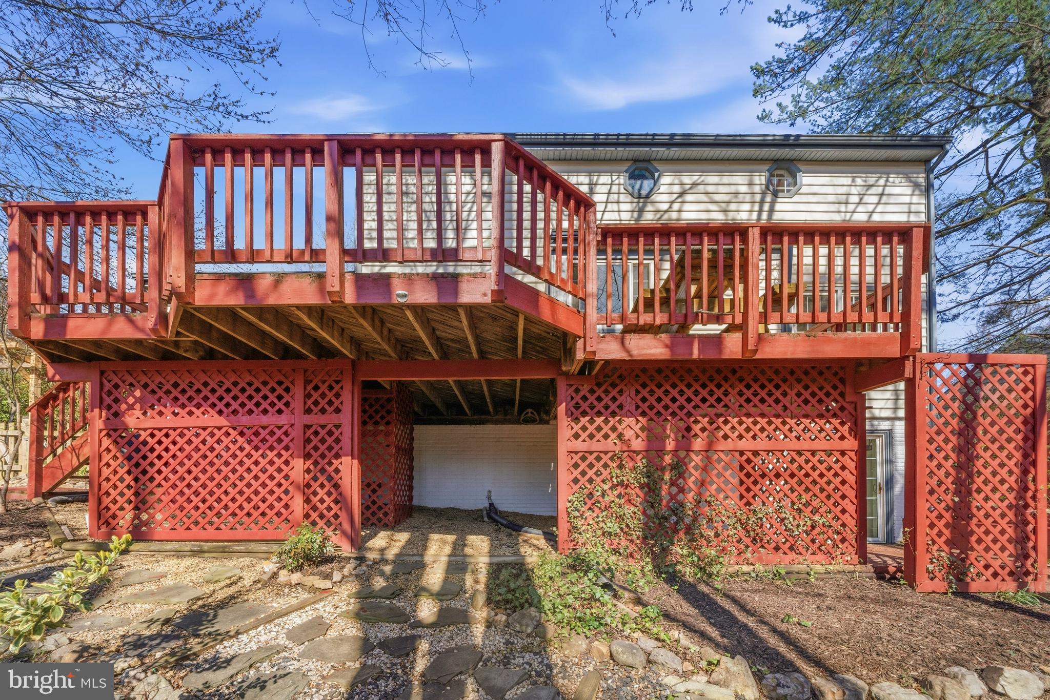 9101 Blue Jug Landing Burke, VA 22015 - Photo 41 of 63