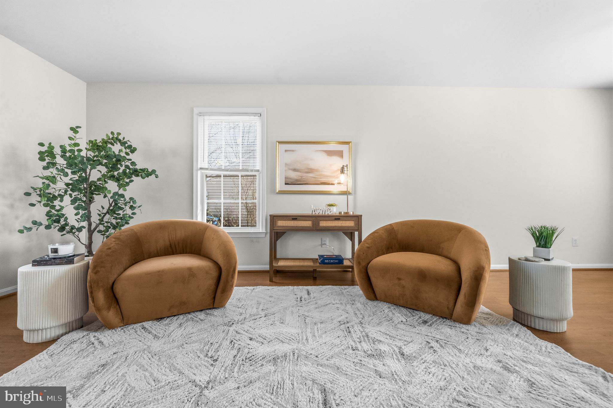 9101 Blue Jug Landing Burke, VA 22015 - Photo 5 of 63