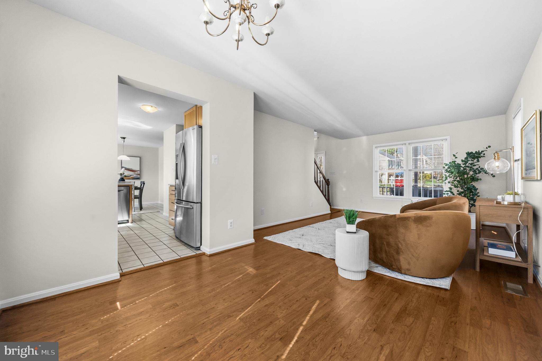 9101 Blue Jug Landing Burke, VA 22015 - Photo 6 of 63