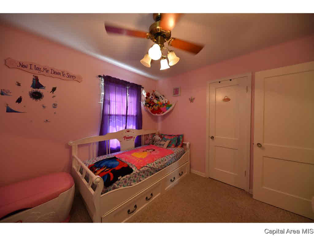 2023 Grant Street Springfield, IL 62703 - Photo 16 of 26