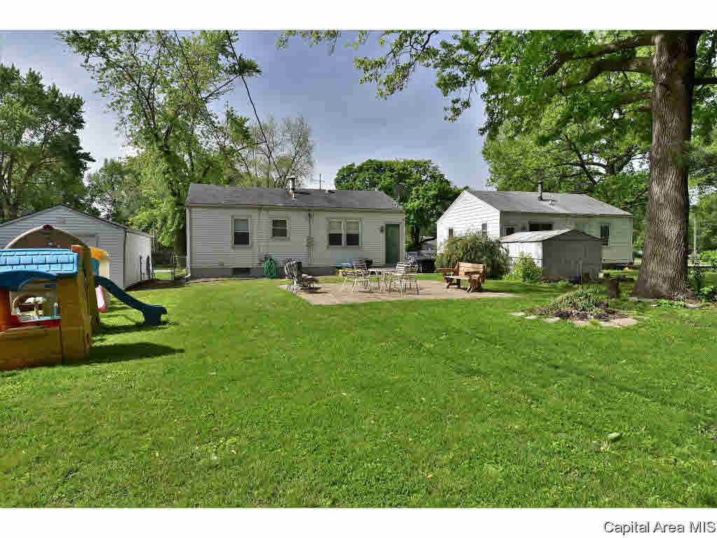 2023 Grant Street Springfield, IL 62703 - Photo 19 of 26