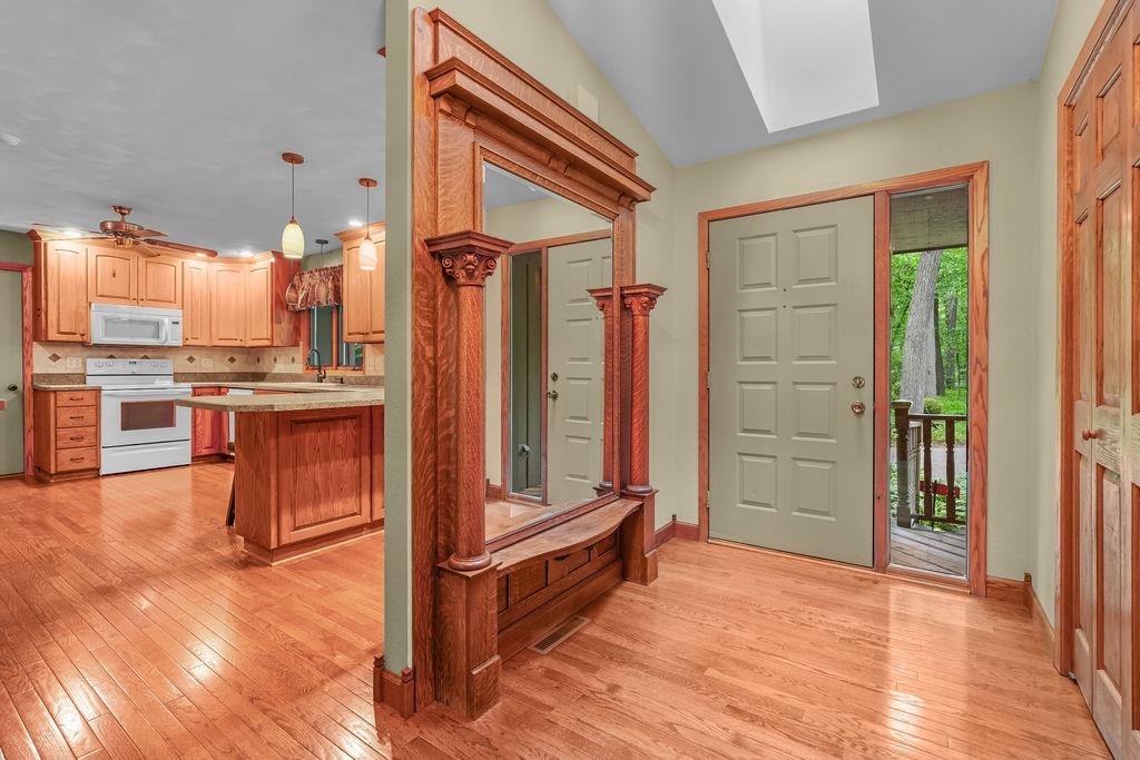 10876 Crockett Road Roscoe, IL 61073 - Photo 11 of 58