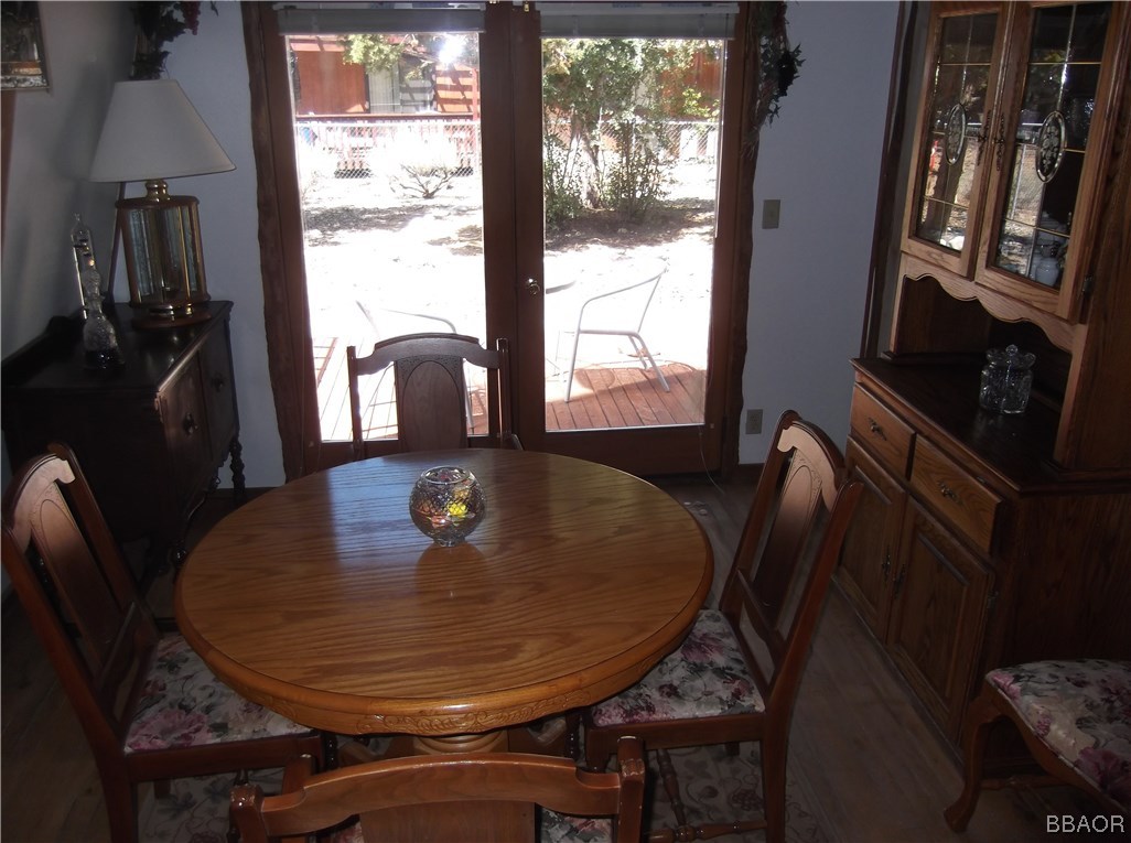 646 Riverside Avenue Sugarloaf, CA 92386 - Photo 20 of 29 Gallery Image 20
