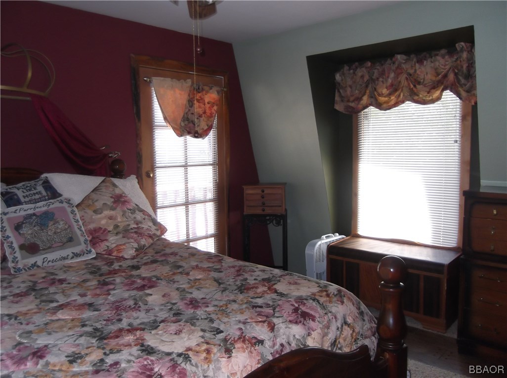 646 Riverside Avenue Sugarloaf, CA 92386 - Photo 27 of 29 Gallery Image 27