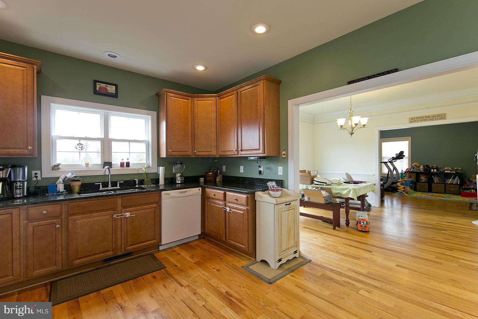 1630 Whitacre Road Gore, VA 22637 - Photo 10 of 28 Kitchen