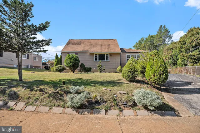 $485,000 | 202 Barren Road, Newtown Square, PA 19073